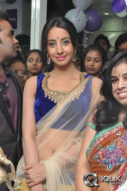 Sanjjanaa-Launches-Naturals-Family-Salon-and-Spa